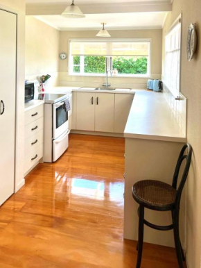 Graceful Character Cottage In The Leafy Avenues